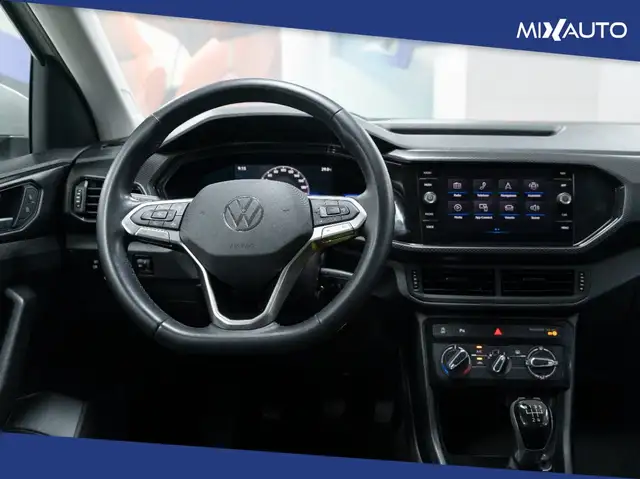 Volkswagen T-Cross view 11