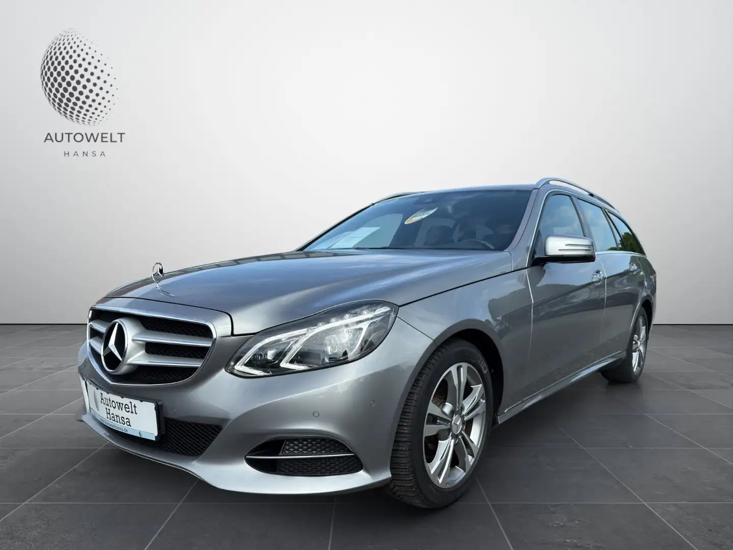 Mercedes-Benz E 200 T /AVANTGARDE/ATM100t.KM/LEDER/S-DACH/AHK/ Zilver - 1