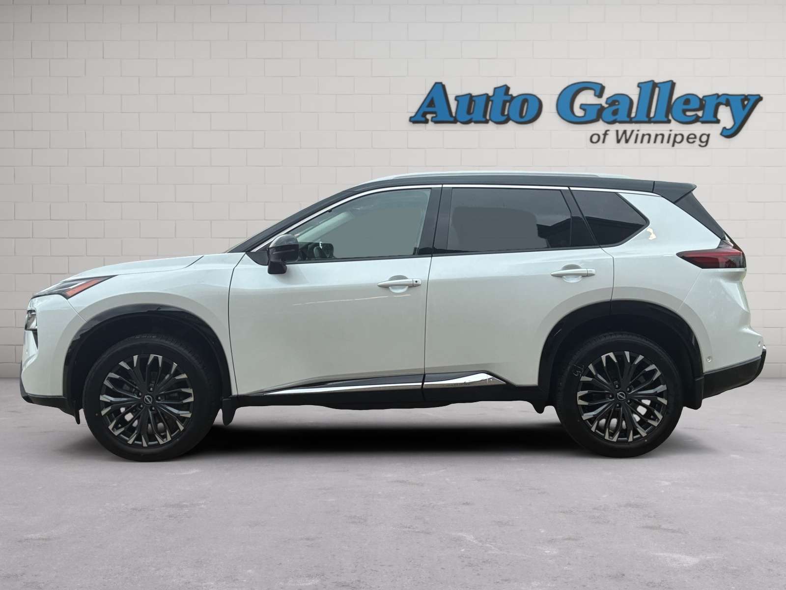 used 2024 Nissan Rogue car, priced at $33,888