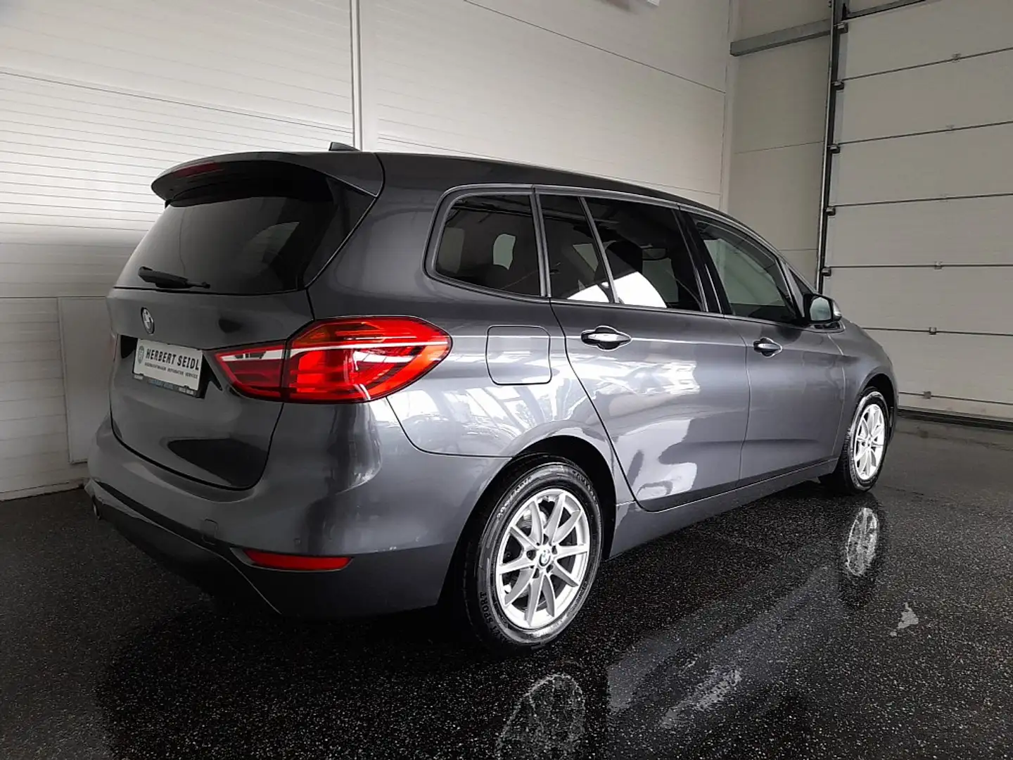 BMW 216 d Gran Tourer ADVANTAGE Aut. *FRONTANTRIEB / LE... Grau - 2