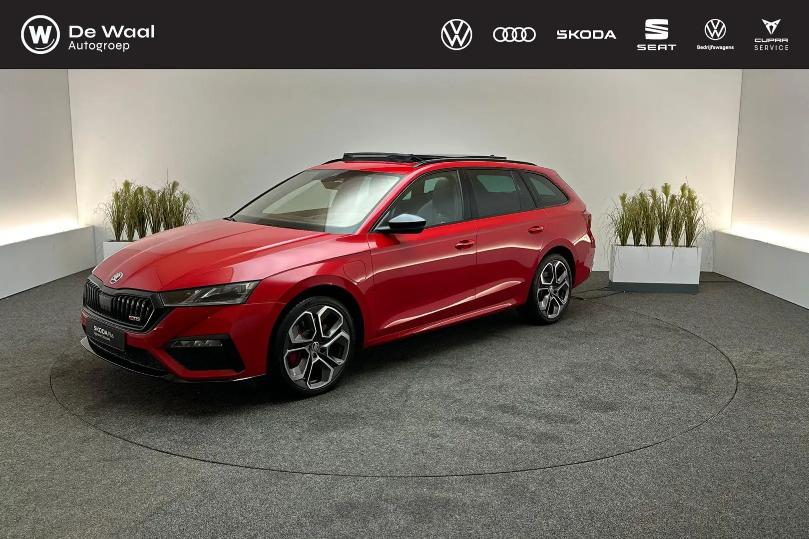 Skoda Octavia Combi 1.4 TSI 245pk DSG RS iV PHEV Business | Park Rood - 1
