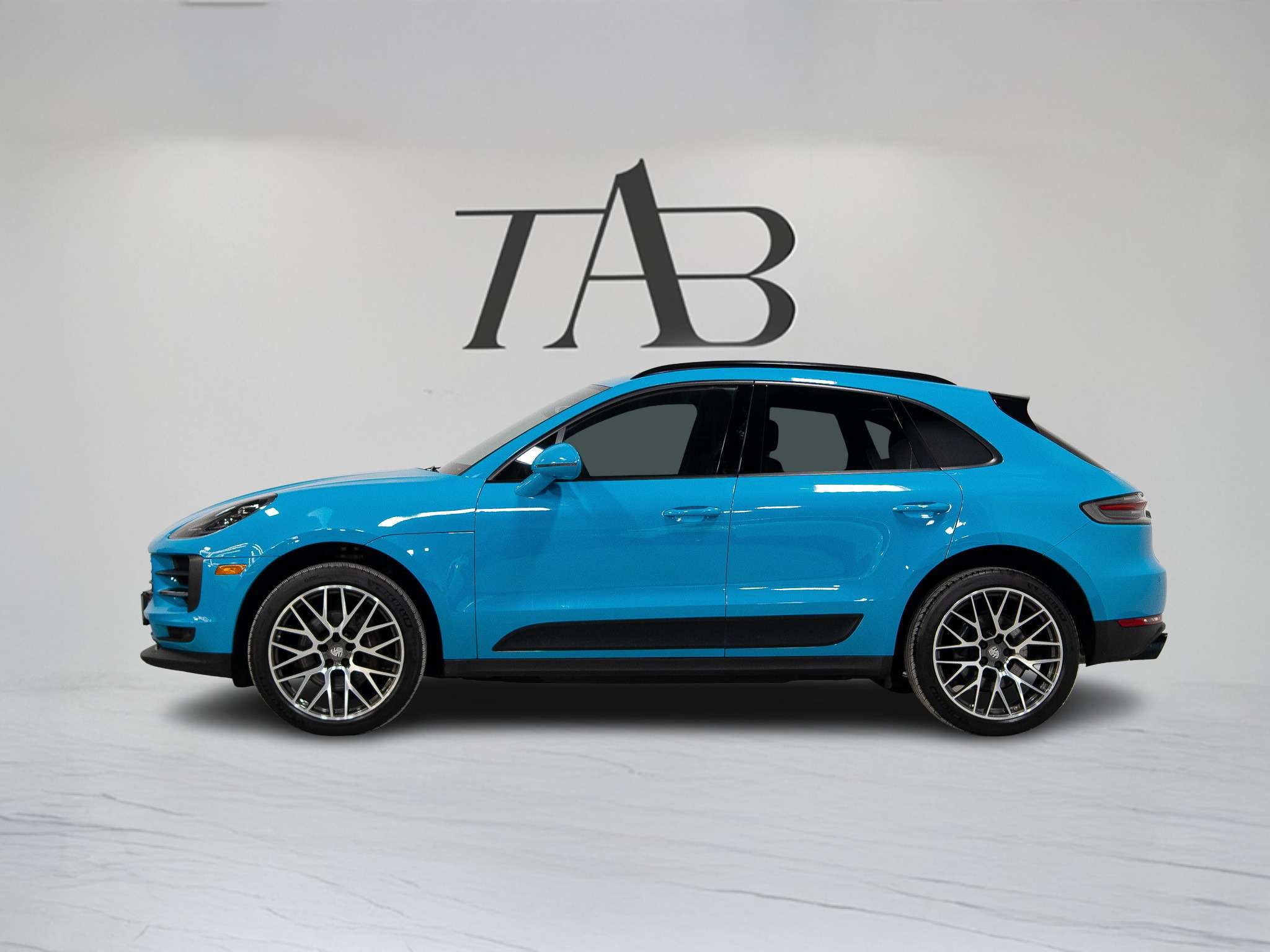 2019 Porsche Macan PREMIUM PLUS PKG | BOSE | PANO | 21 IN RS WHEELS thumb 6