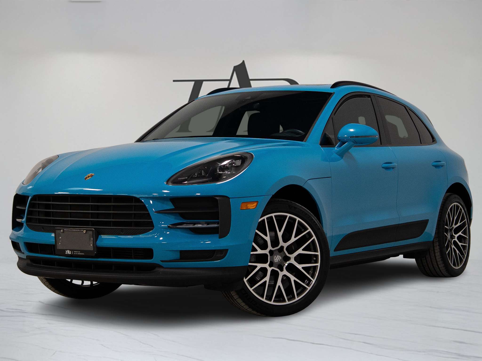 2019 Porsche Macan PREMIUM PLUS PKG | BOSE | PANO | 21 IN RS WHEELS alt 3