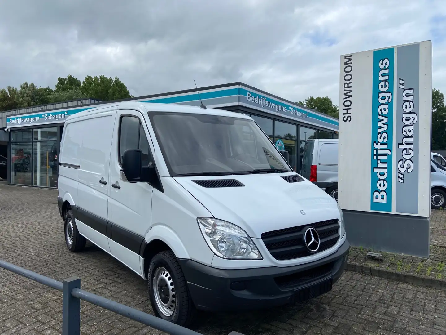 Mercedes-Benz Sprinter 213 CDI E5 L1H1 Airco | NAP | Trekhaak | 3 stoelen Blanco - 1