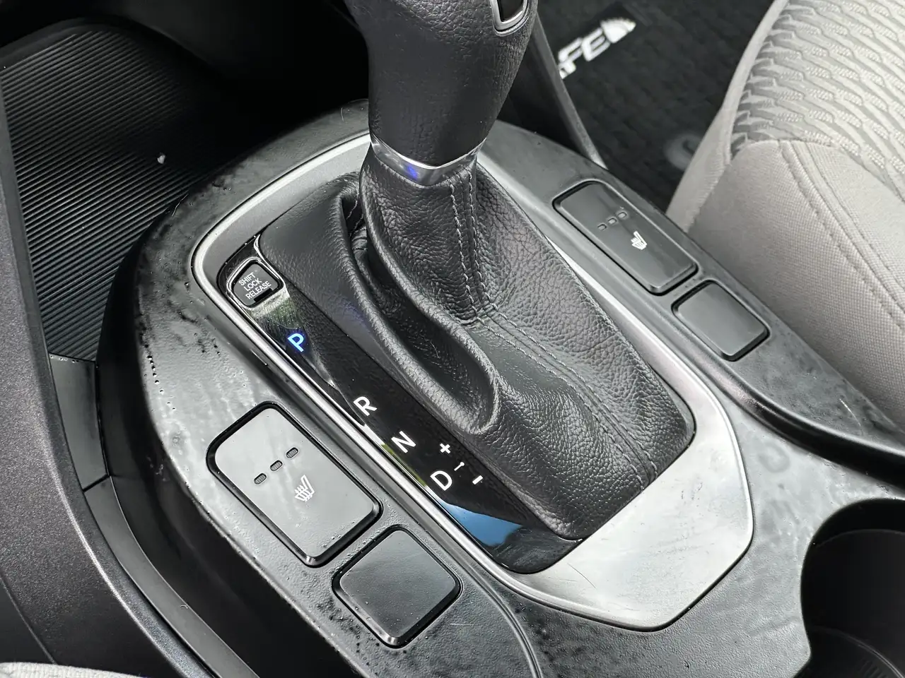 Hyundai SANTA FE снимка Hyundai SANTA FE