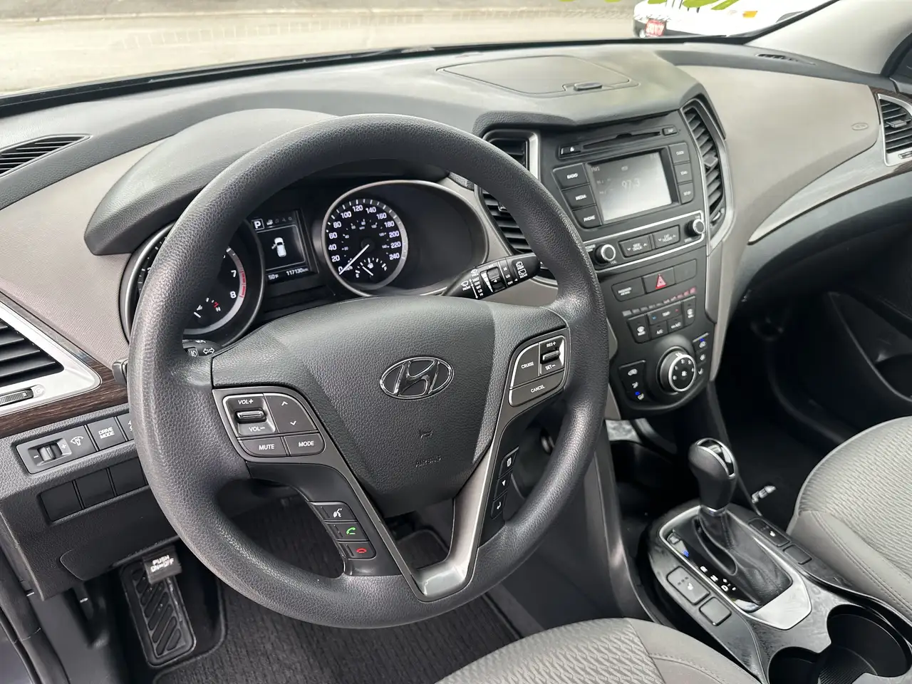Hyundai SANTA FE снимка Hyundai SANTA FE