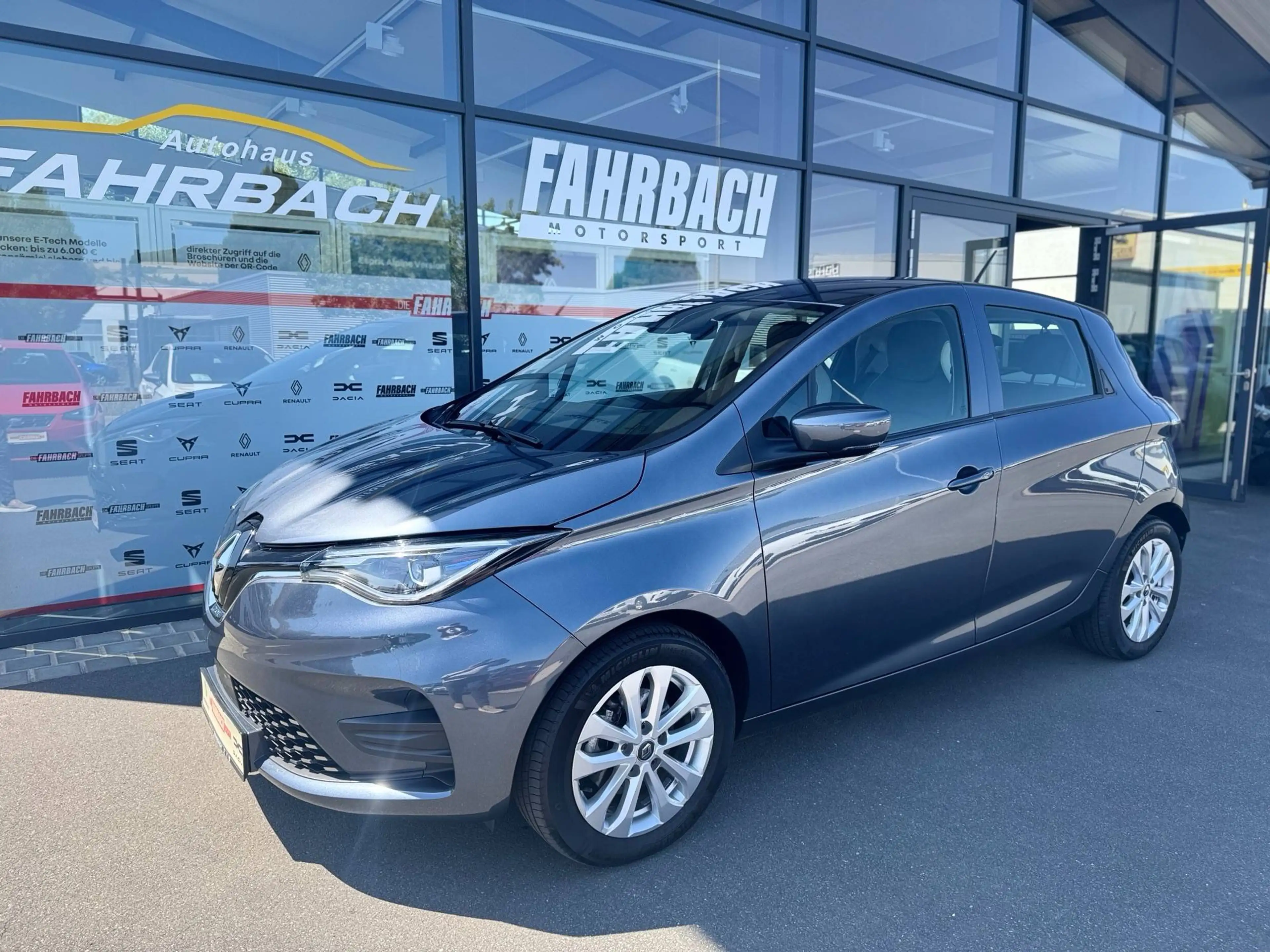 Renault ZOE Evolution R110 Z.E. 50 CCS — photo 2