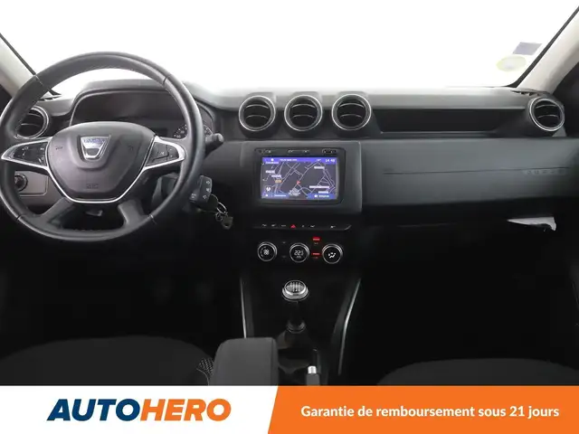Dacia Duster view 12
