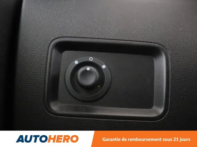 Dacia Duster view 29