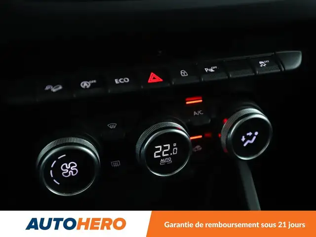 Dacia Duster view 25
