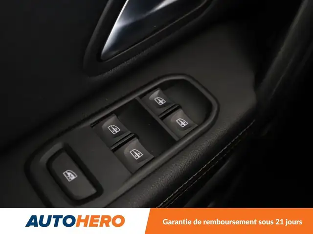 Dacia Duster view 28