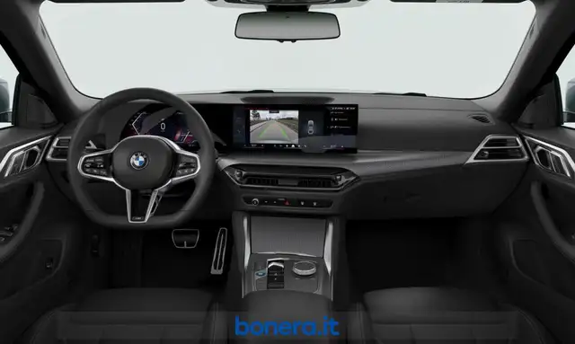 BMW I4 view 3