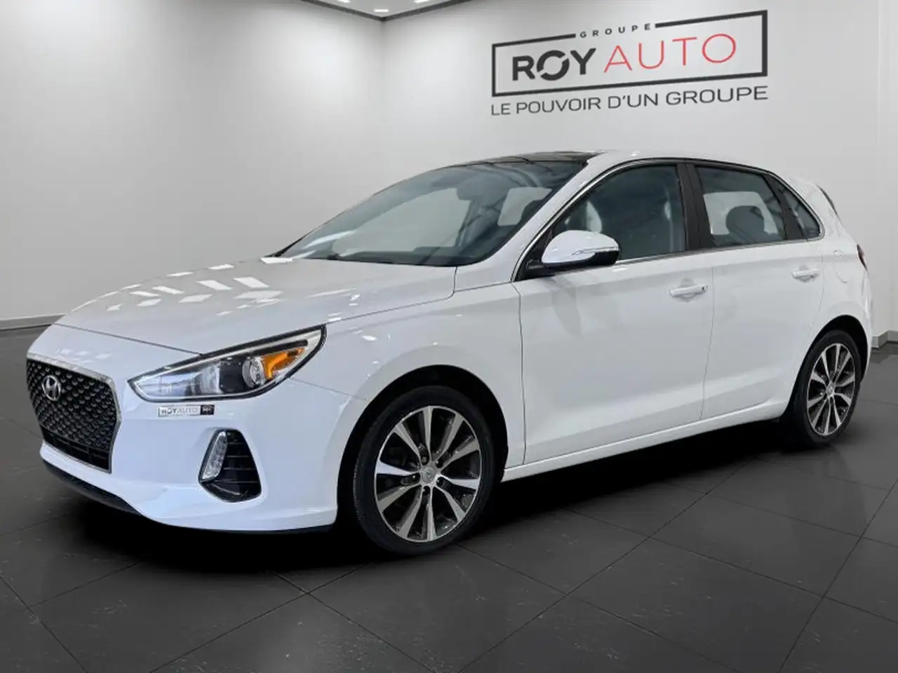 Hyundai ELANTRA снимка Hyundai ELANTRA
