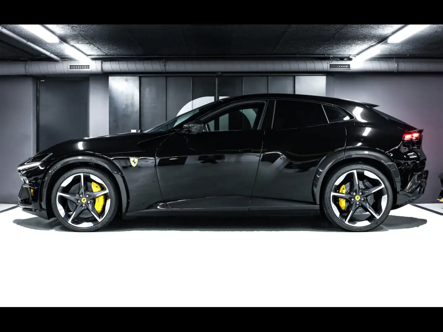 Ferrari Purosangue 6.5 V12 725°NERO STELLATO°CARBON°LIFT°PANO°360°PPF Schwarz - 2