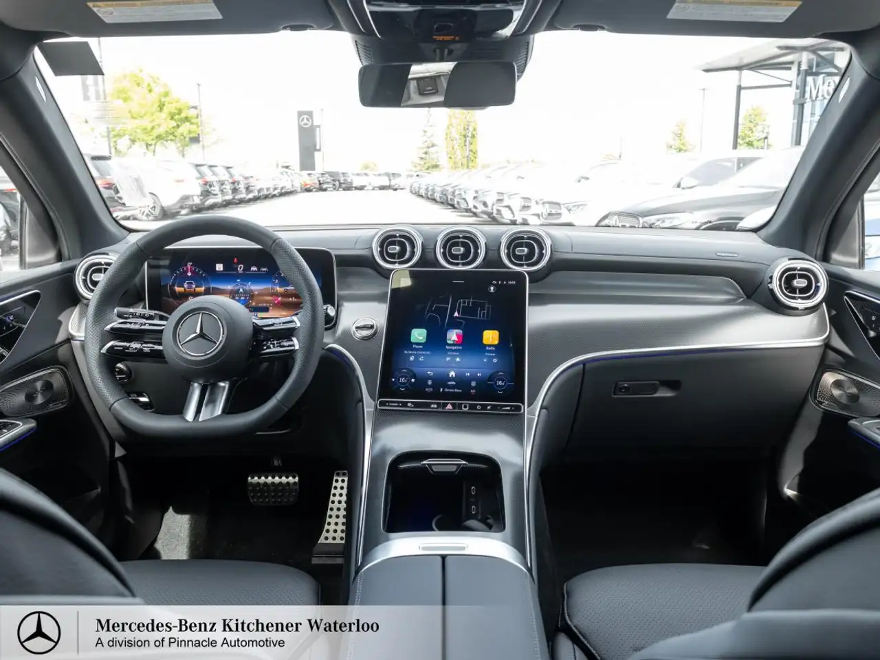 Mercedes-Benz GLC снимка Mercedes-Benz GLC