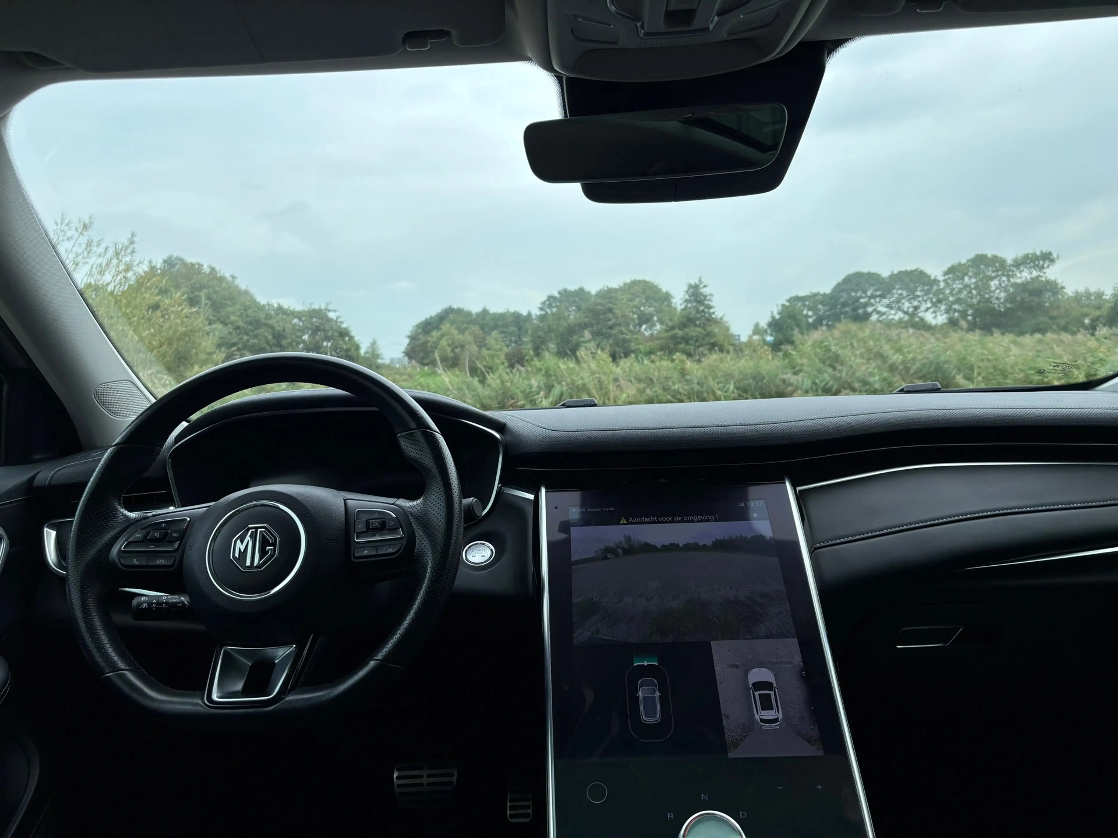 MG Marvel R Luxury 70 kWh - Pearl White/Zwart Leder - Carplay/ — photo 8