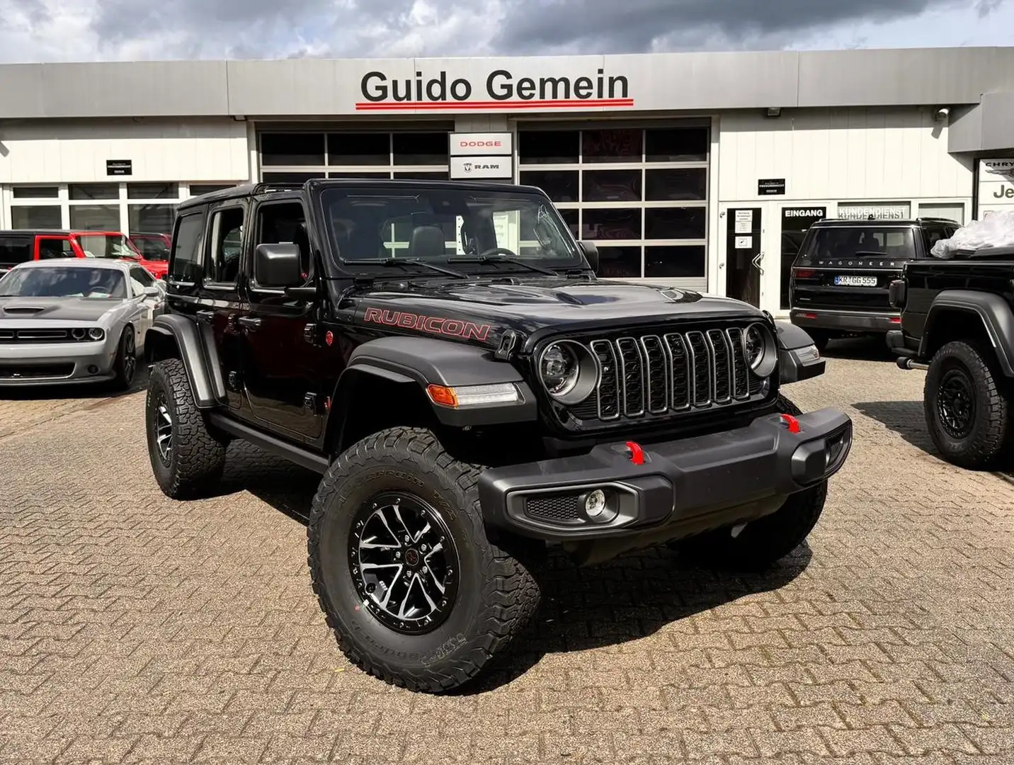 Jeep Wrangler Unlimited Rubicon 392 Facelift Modell 6.4l V8 HEMI Schwarz - 1
