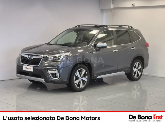 Subaru Forester 2.0i e-boxer premium lineartronic