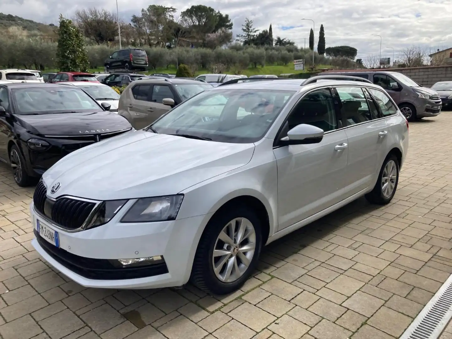 Skoda Octavia 1.4 TSI DSG Wagon Ambition G-Tec Bianco - 1