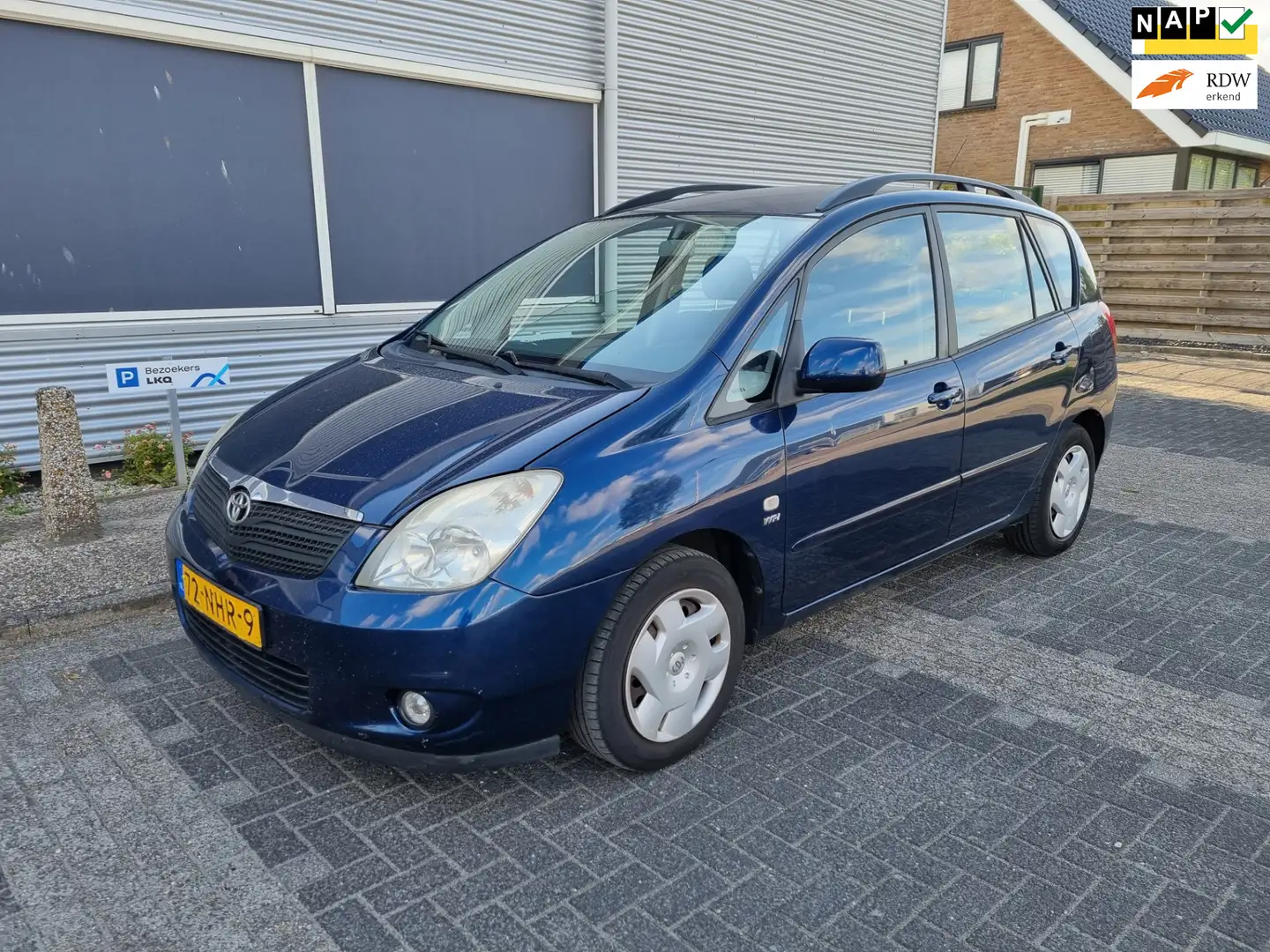 Toyota Corolla Verso 1.8 VVT-i Linea Sol Clima Bj:2002 Blauw - 1