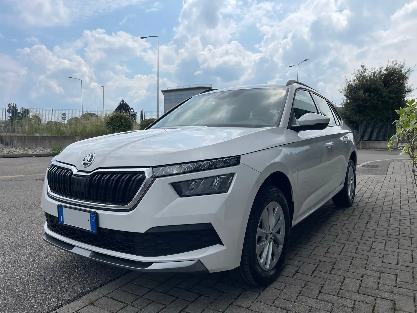 Skoda Kamiq 1.0 tsi Ambition 110cv - Neopatentati Prezzo Reale Wit - 1
