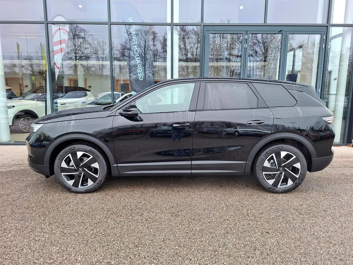 Opel Grandland GS MHEV 1.2 145 PS e-DSC6 Schwarz - 2