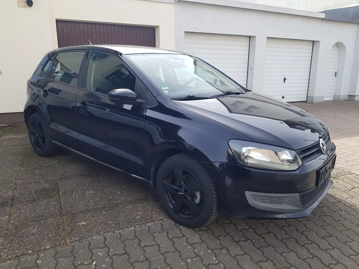 Volkswagen Polo 1.2 Trendline, Klima Schwarz - 1