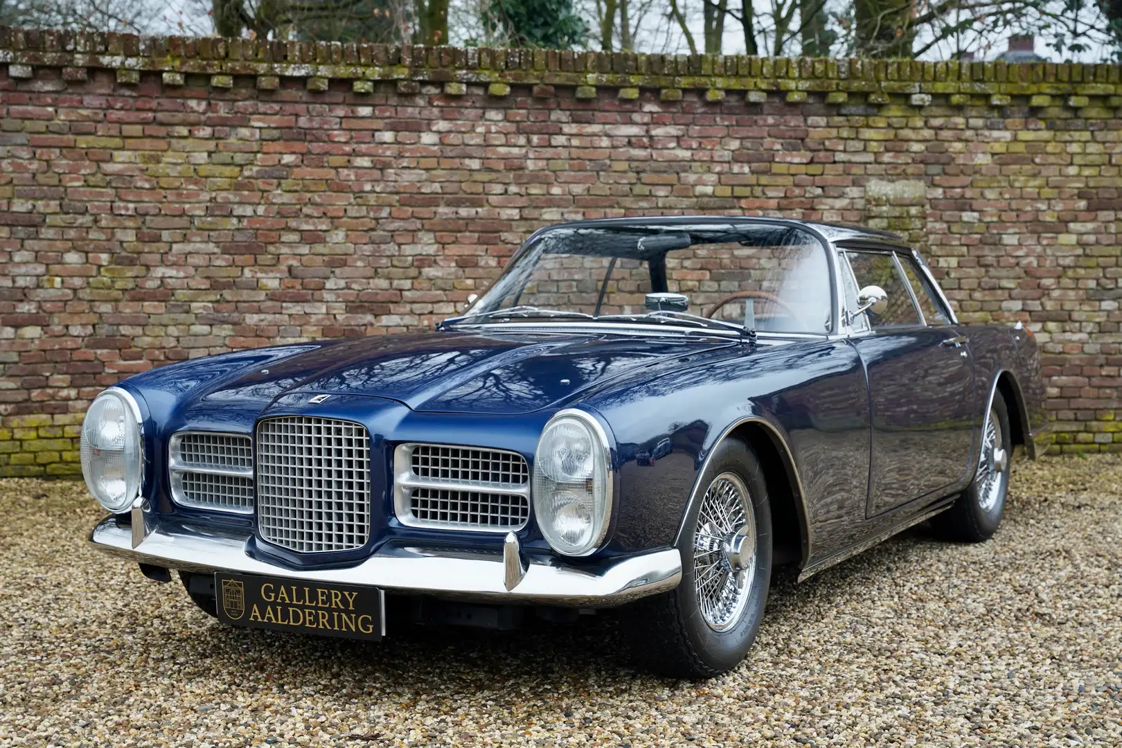 Oldtimer Facel Vega Facel II "Matching Numbers" Restored in the color Blau - 1