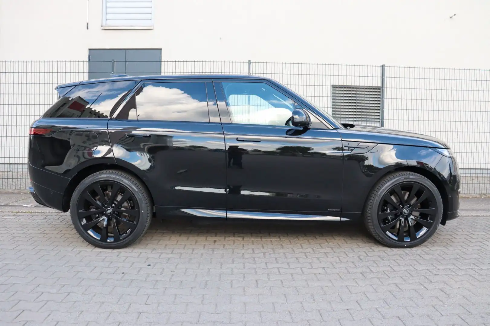 Land Rover Range Rover Sport P550e Autobiography Hybrid Schwarz - 2