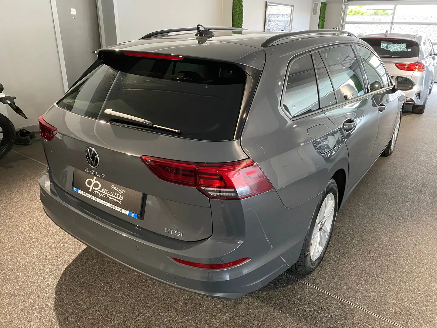 Volkswagen Golf Variant SW 1.5 eTSI Life OPF DSG Gris - 1