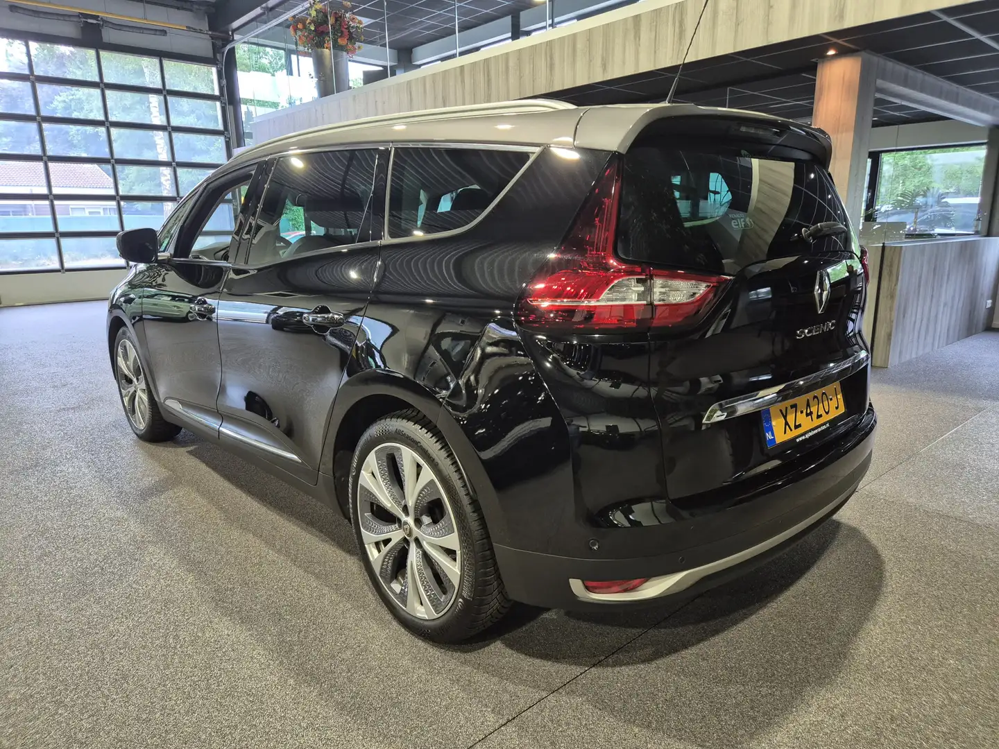 Renault Grand Scenic 1.3 140pk TCe Intens 7p. Half leder | Sensoren | L Noir - 2