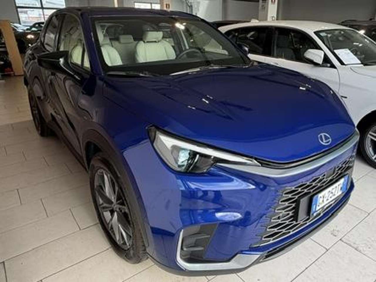 Lexus LBX 1.5 Hybrid Elegant 2WD