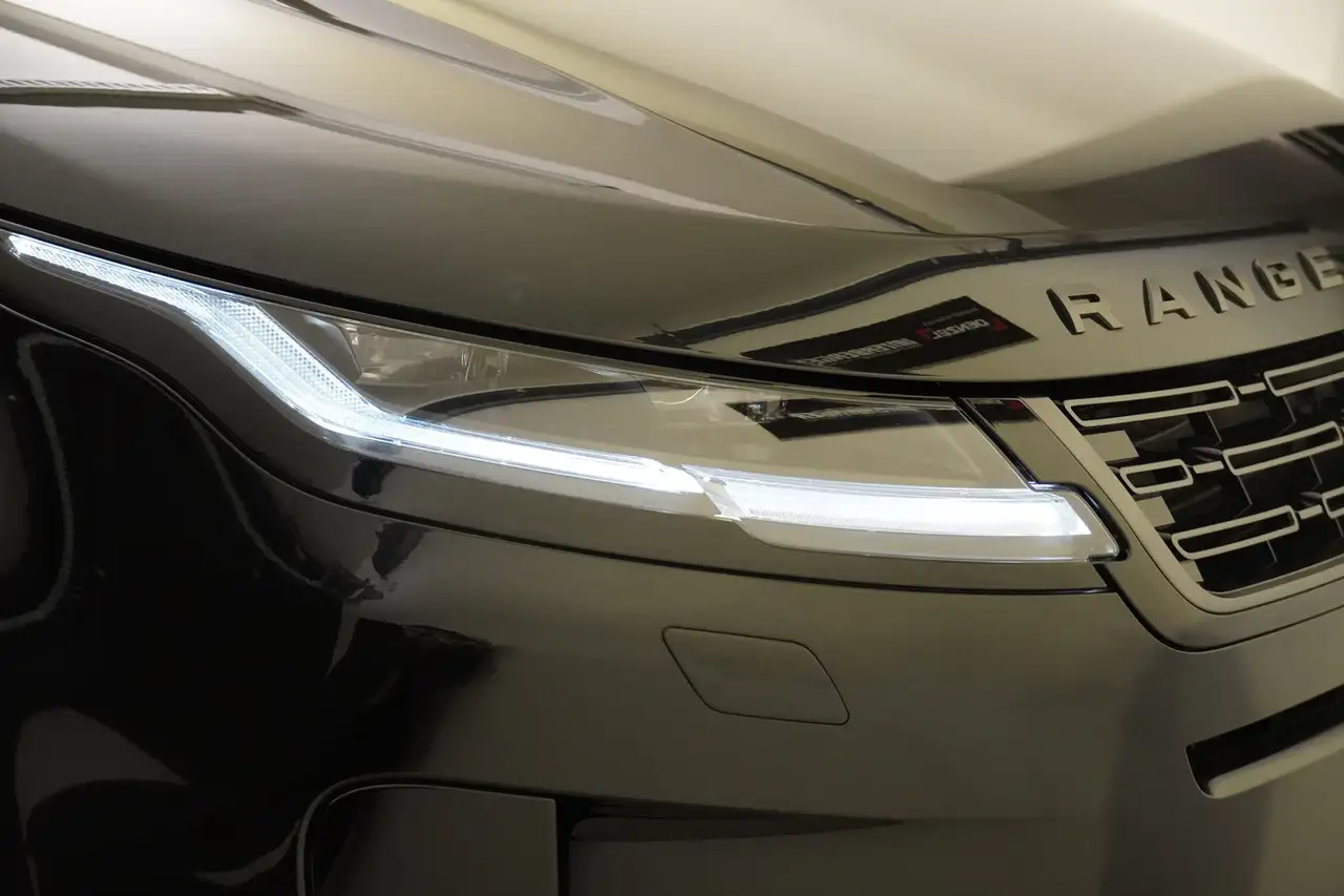 Land Rover Range Rover Evoque 2026 — фото 6