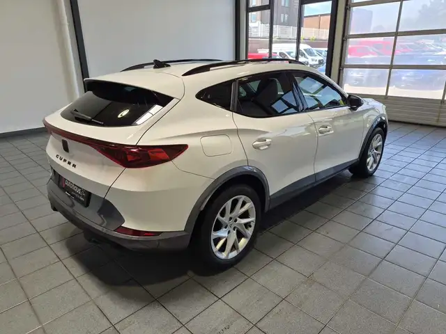 Cupra Formentor view 5