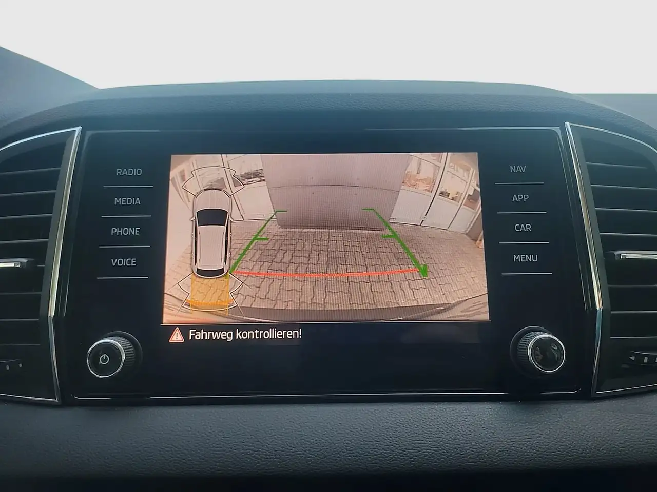 Skoda Karoq 4x4 Style SC TDI DSG, миниатюра 17
