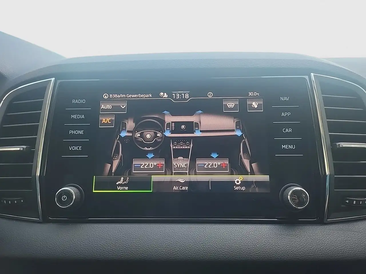 Skoda Karoq 4x4 Style SC TDI DSG, миниатюра 12