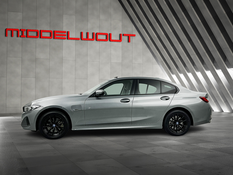 BMW 330 3-serie 330e 292 PK Shadow-Line Facelift Schuif-/k — photo 6