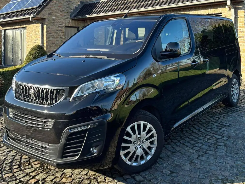 Peugeot Traveller 2019 из Европы — купить под ключ