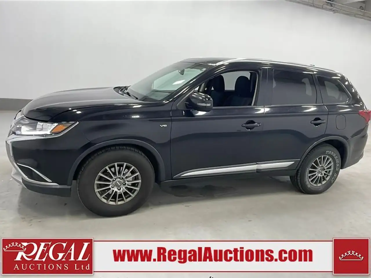 Mitsubishi Outlander снимка Mitsubishi Outlander