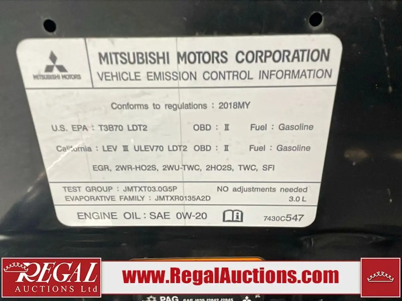Mitsubishi Outlander снимка Mitsubishi Outlander