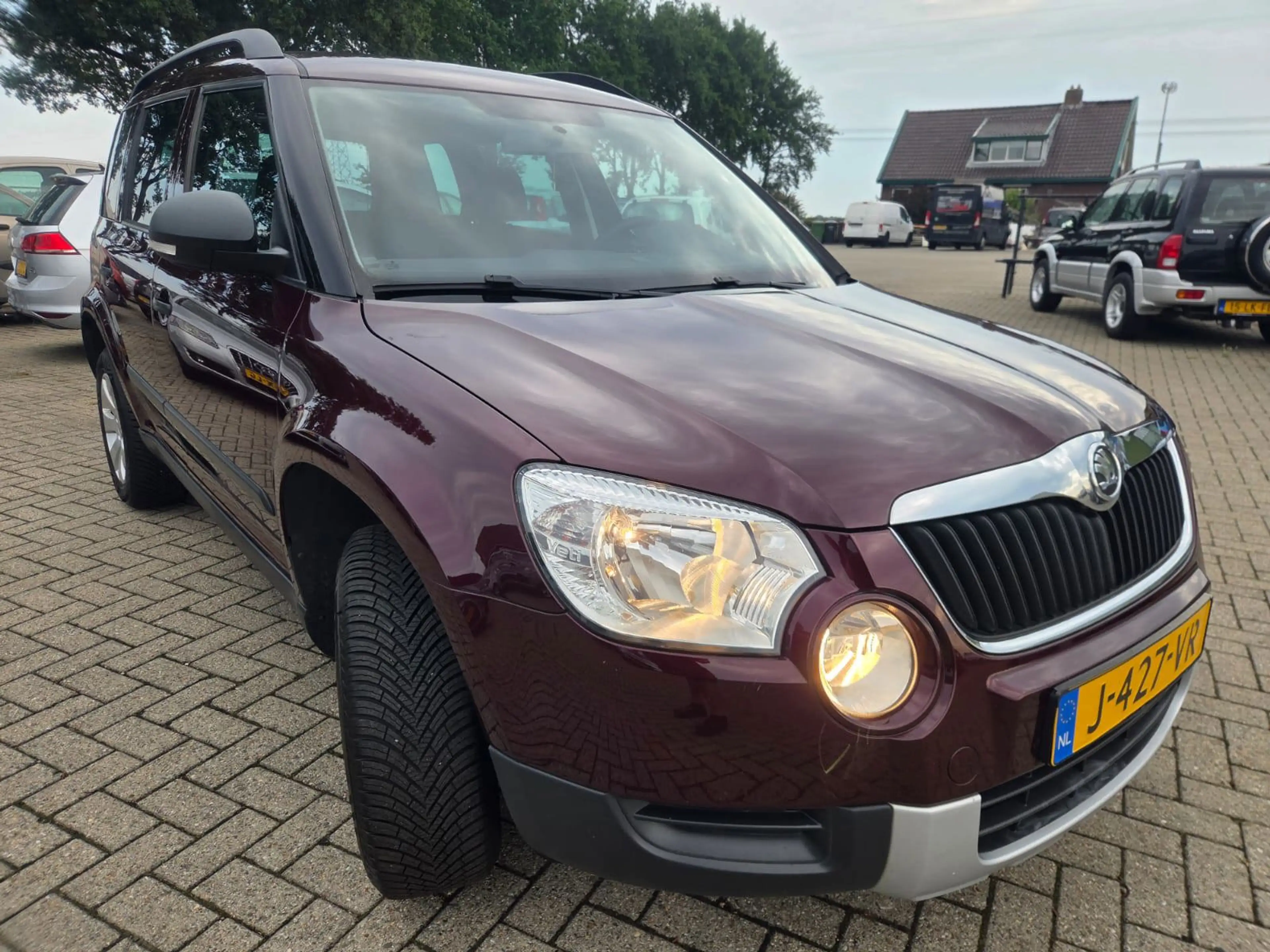 Skoda Yeti 1.2 TSI Comfort 2011. Automaat/Airco/Cruise/Trekha — photo 2