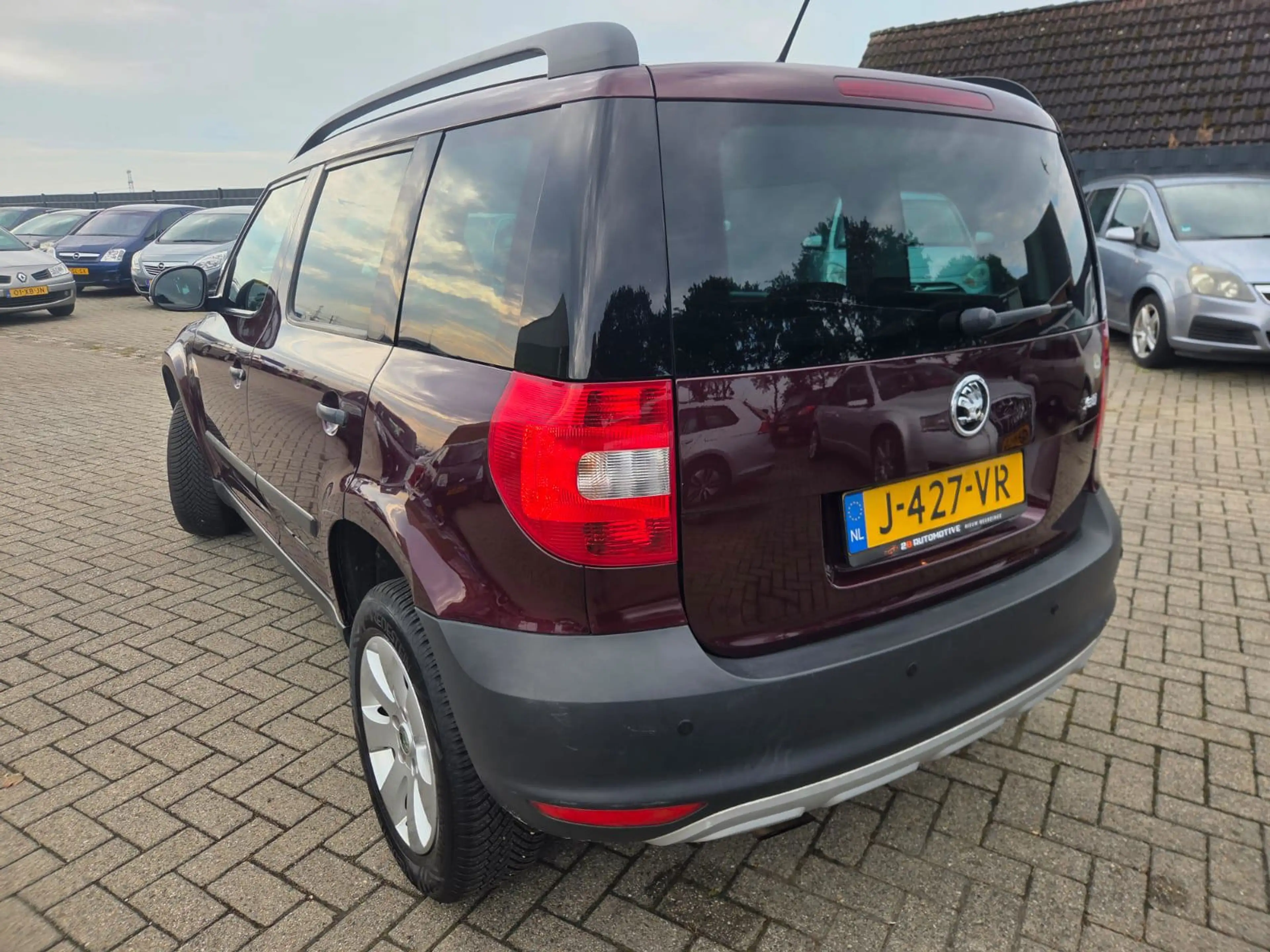 Skoda Yeti 1.2 TSI Comfort 2011. Automaat/Airco/Cruise/Trekha — photo 4