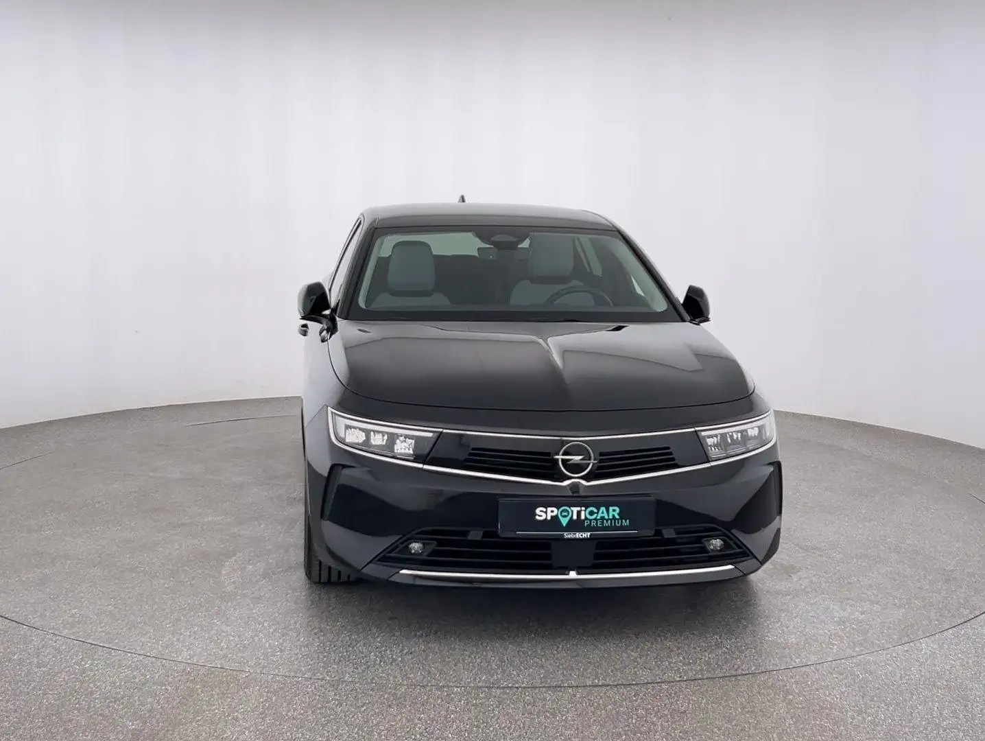 Opel Astra Elegance 1.2*SHZ*RFK*ACC*uvm Schwarz - 2