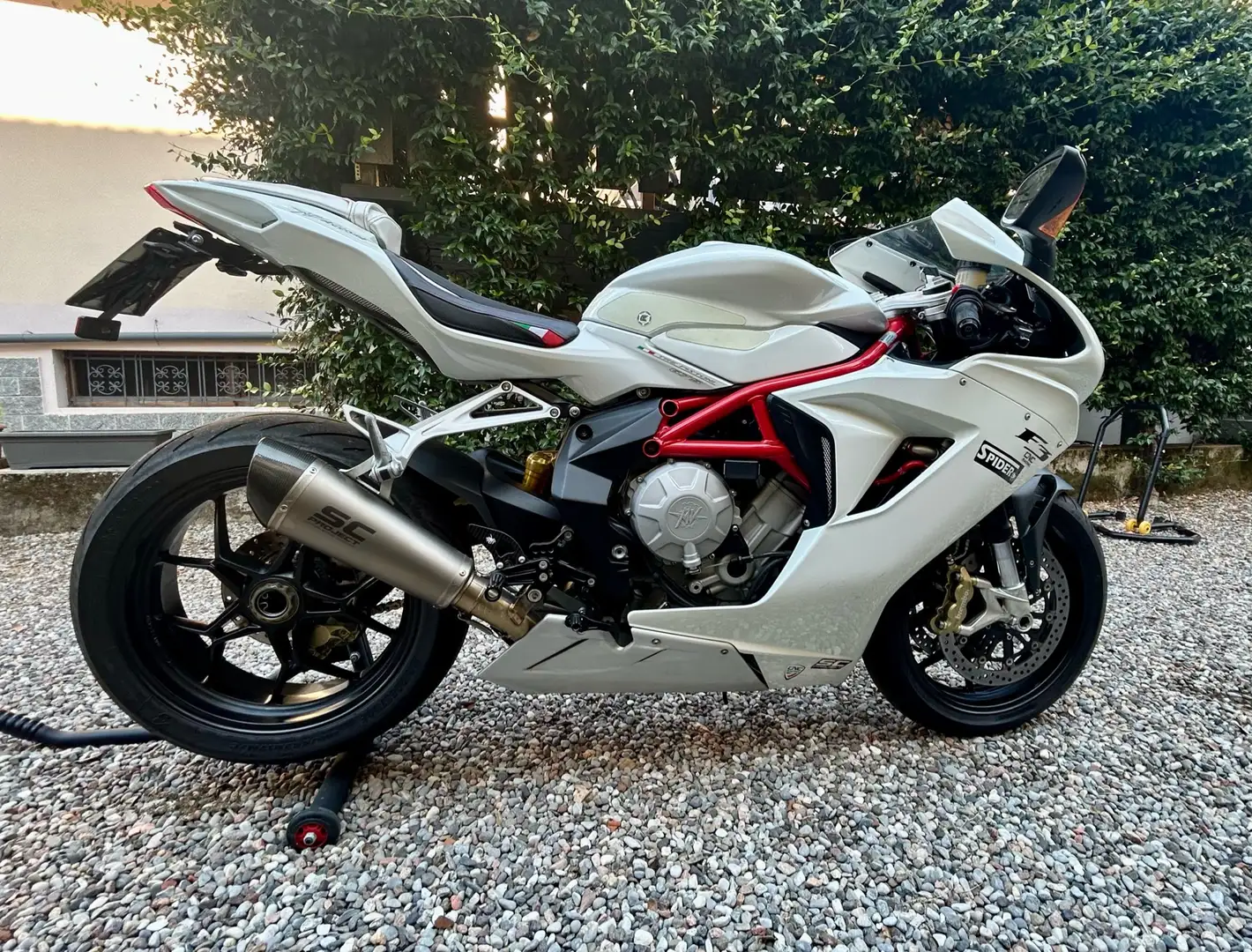 MV Agusta F3 675 EAS Alb - 1