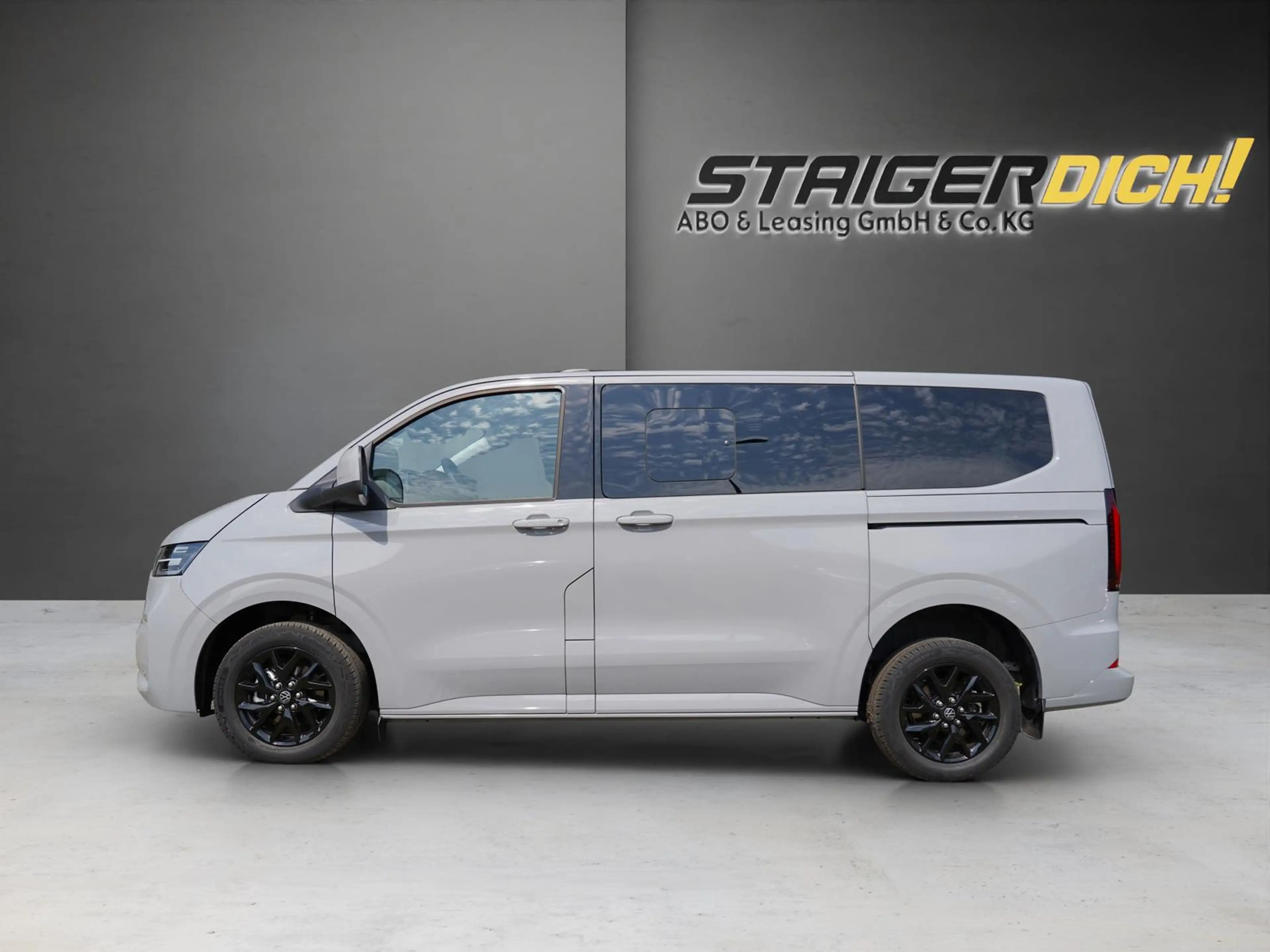 Volkswagen T7 Caravelle Style 2.0TDI Matrix-LED+AHK el.schwenkbar+Langvers — photo 3
