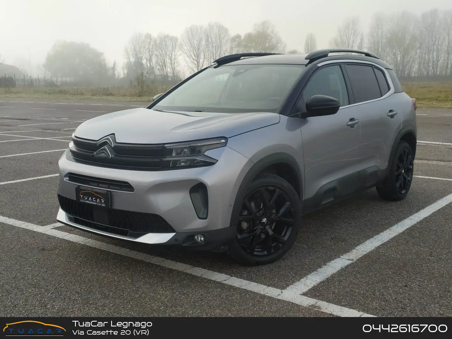 Citroen C5 Aircross Shine 1.5 Blue HDi 130 Grau - 1