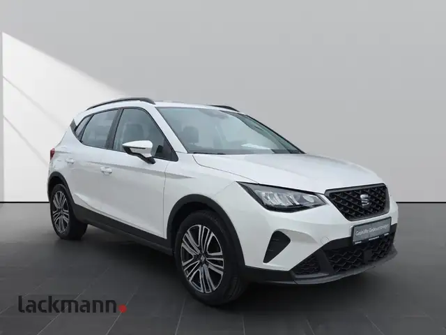 SEAT Arona view 4
