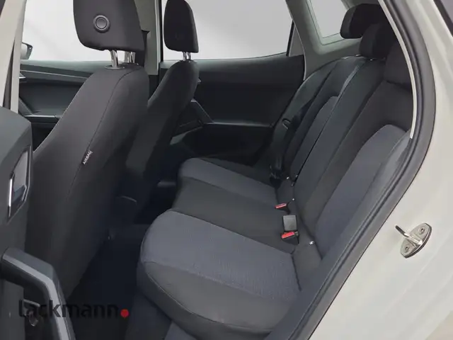 SEAT Arona view 10