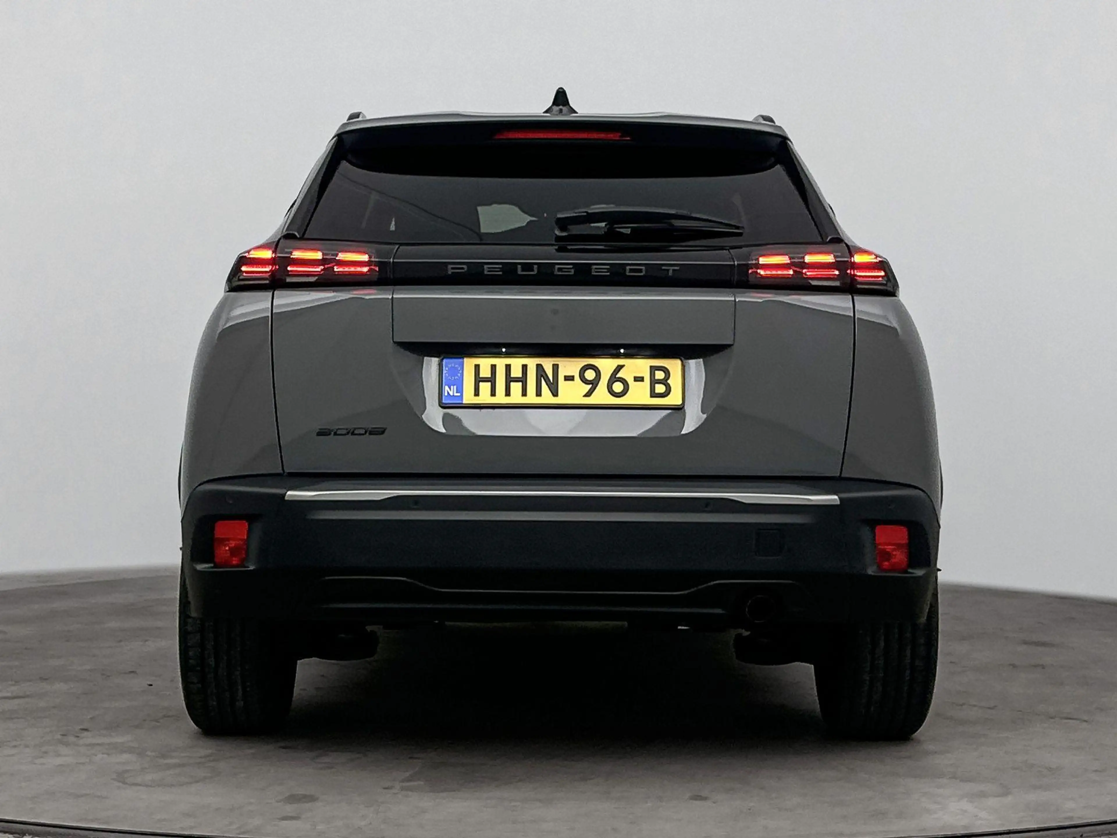 Peugeot 2008 1.2 100pk Allure | 1ste eigenaar | Navigatie | Cli — photo 4