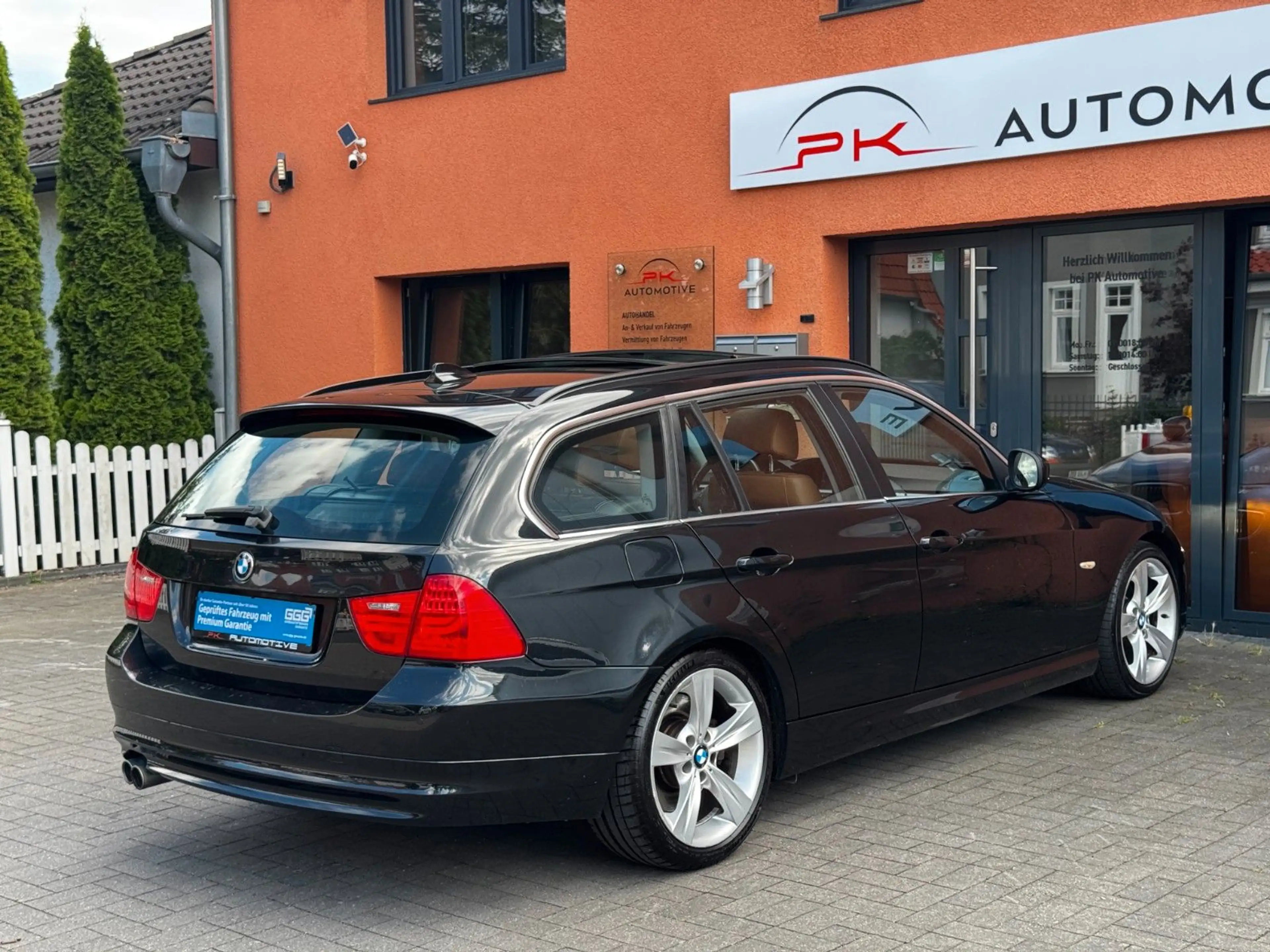 BMW 325 Touring 325d *NAVI*TEMPO*XENON*PANO*PDC — photo 6